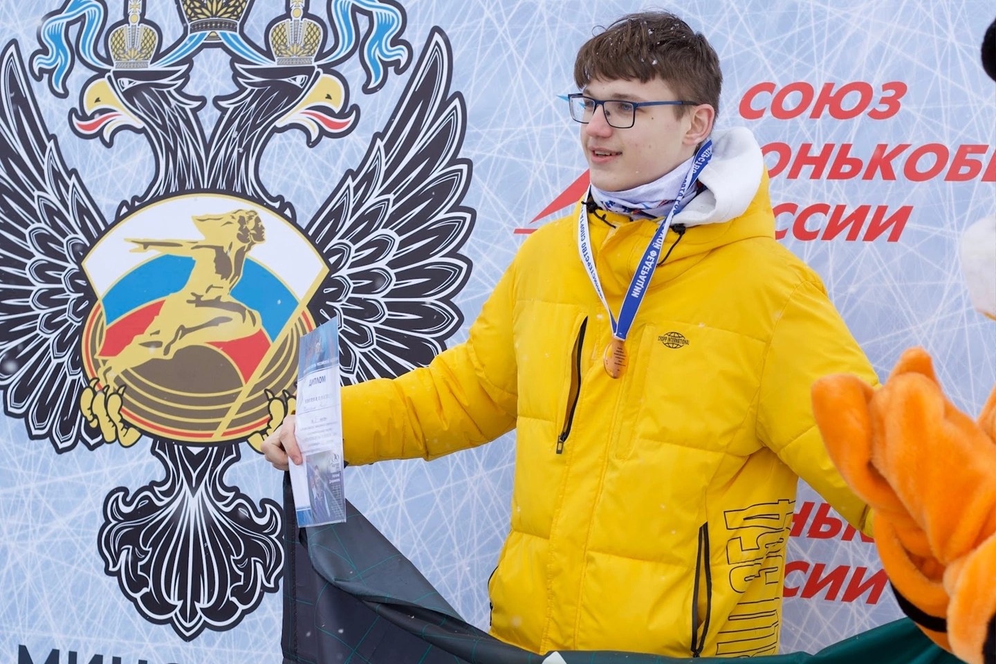 Призером массовых соревнований «Лед надежды нашей-2024» стал первокурсник Мининского университета