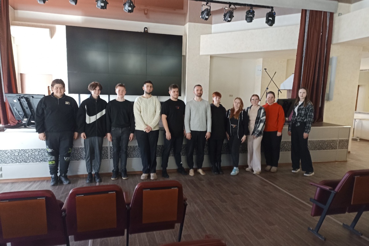 Лабораторию современного танца для абитуриентов провели хореографы Мининского университета