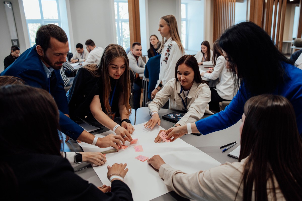 Мининский университет стал организатором Всероссийского молодежного форума Мининский университет стал организатором Всероссийского молодежного форума