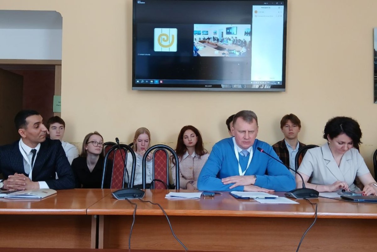 Историк из Мининского принял участие в международной научно-практической конференции в Санкт-Петербурге
