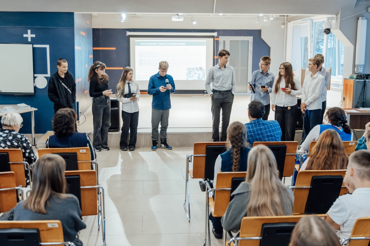 Мининский университет открывает мир профессиональных возможностей!  Мининский университет открывает мир профессиональных возможностей!