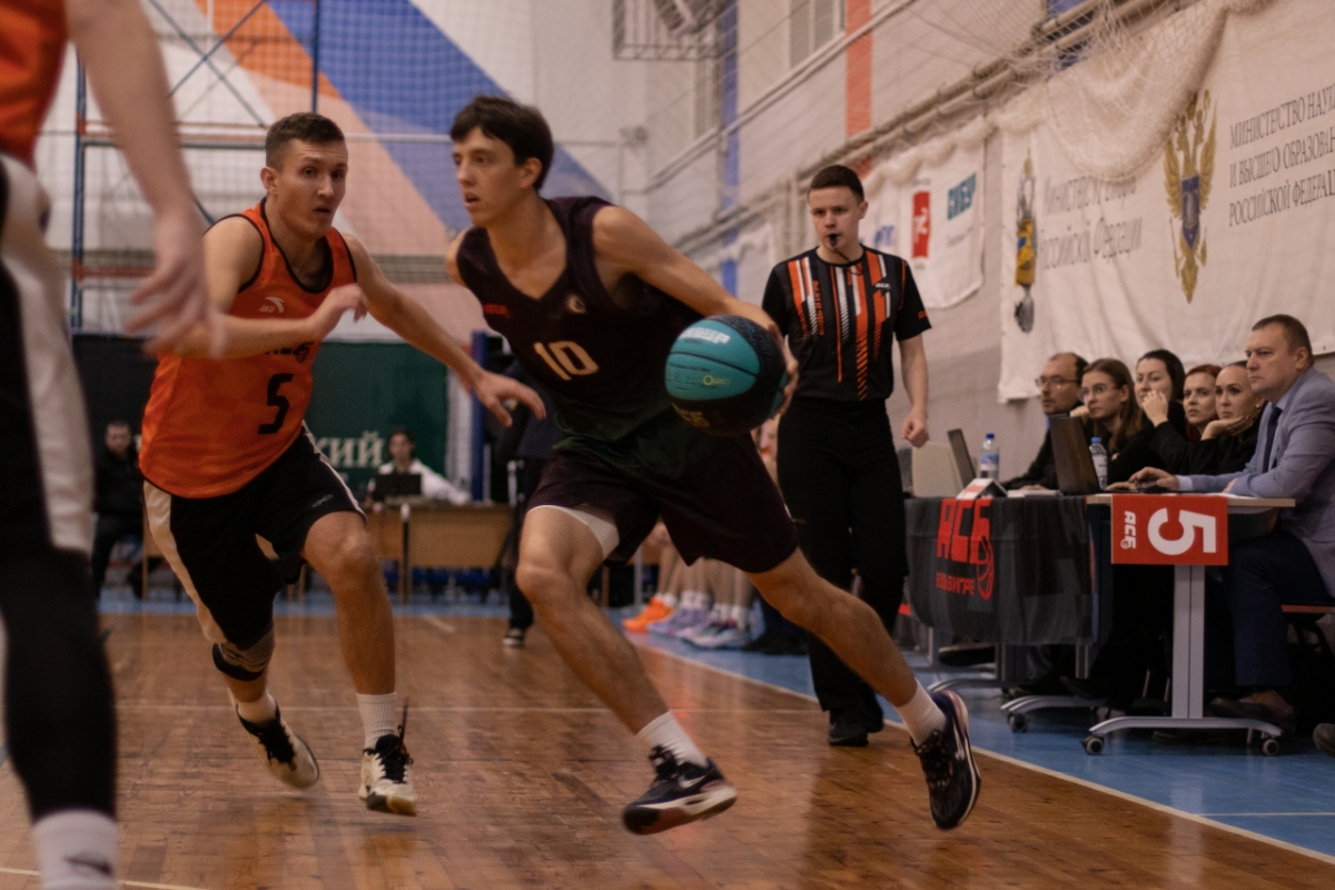 Сборная Мининского по баскетболу отлично стартовала в Чемпионате Ассоциации студенческого баскетбола Сборная Мининского по баскетболу отлично стартовала в Чемпионате Ассоциации студенческого баскетбола