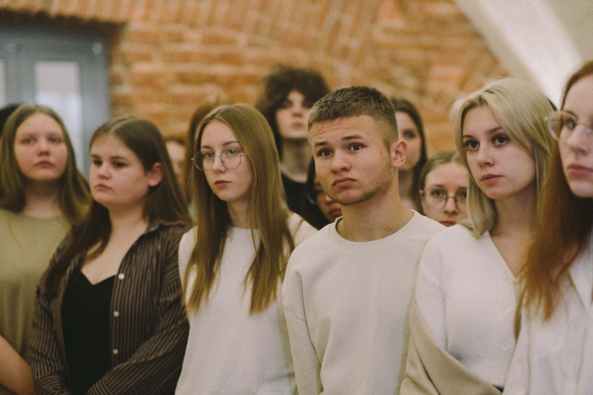 «Лики служения»: в Мининском университете открылась фотовыставка памяти священнослужителей, погибших в зоне СВО «Лики служения»: в Мининском университете открылась фотовыставка памяти священнослужителей, погибших в зоне СВО