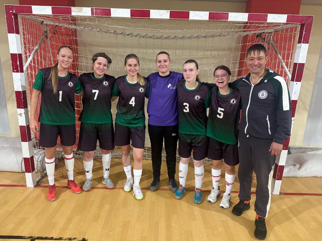 Женская сборная Мининского университета по мини-футболу стала победителем «УниверЛиги Регионов» 2025