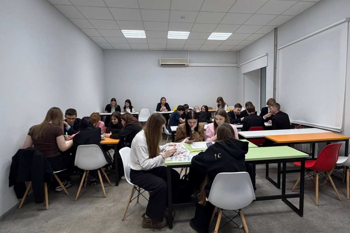 Мастер-класс «Современный английский сленг» провели для школьников в Мининском университете