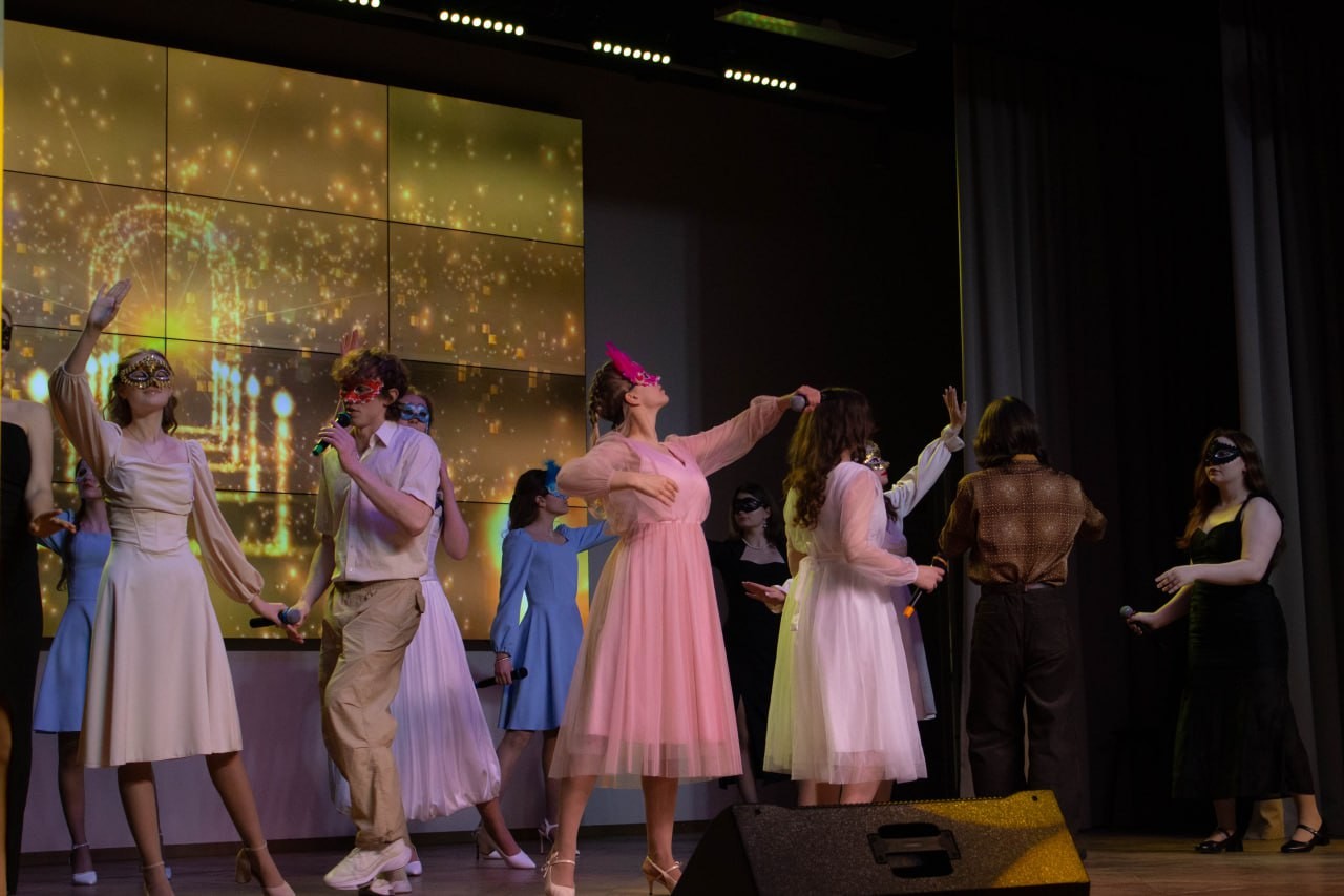 «Ах, этот вечер»: новогоднее настроение подарил студенческий вокальный ансамбль «Свирель» на своем концерте в Мининском университете