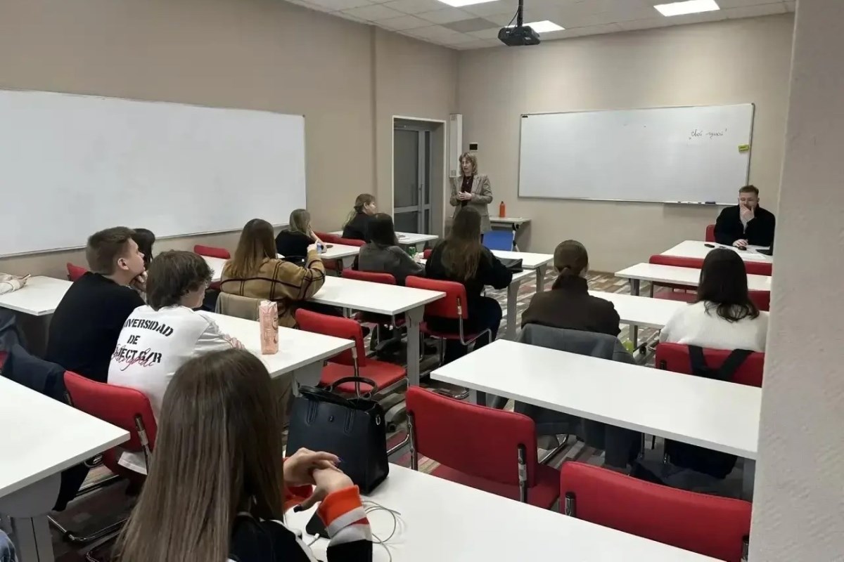 Психолог Центра социального развития рассказал студентам Мининского университета о работе с людьми с РАС Психолог Центра социального развития рассказал студентам Мининского университета о работе с людьми с РАС