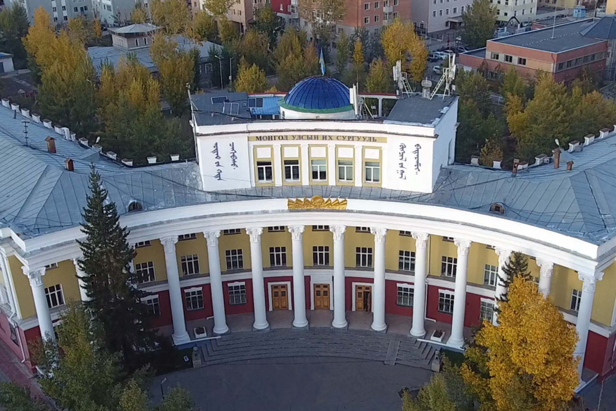 Стипендия Монголии‑2026: Мининский университет помогает подать заявку