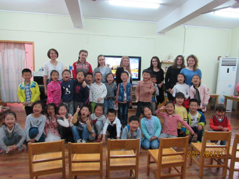 Студенты Мининского университета рассказали китайским детям о России и Нижнем Новгороде