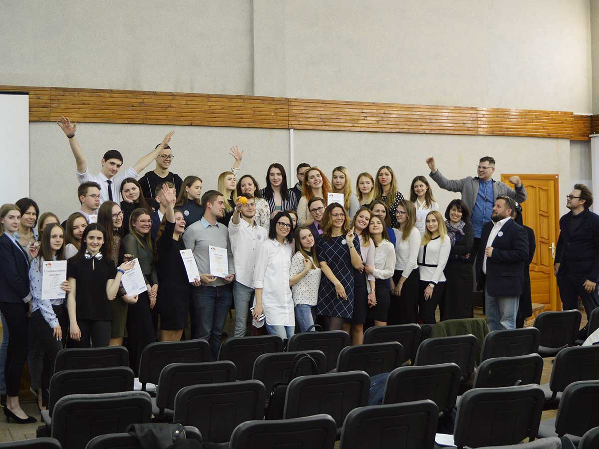 Студентка Мининского университета заняла 2 место в конкурсе Хрустальный апельсин с проектом «Студенческий коворкинг-центр».   