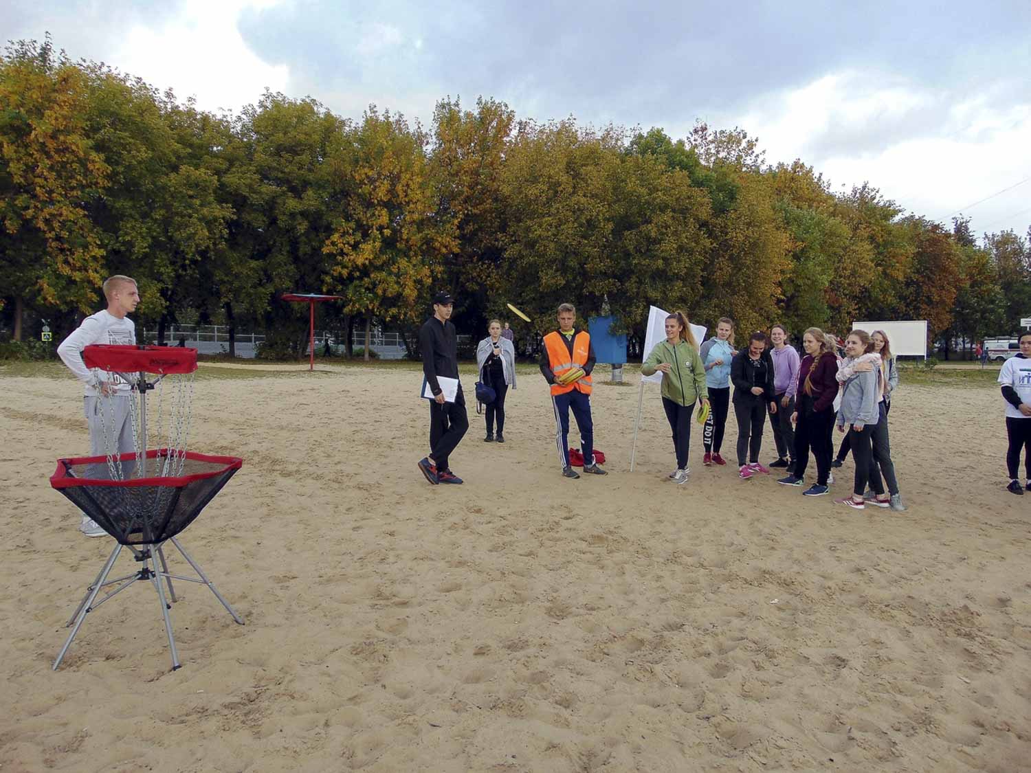 Студенты ФУиСТС приняли участие в спортивно-развлекательном мероприятии «Автозаводские амазонки 2.0 Реинкарнация».