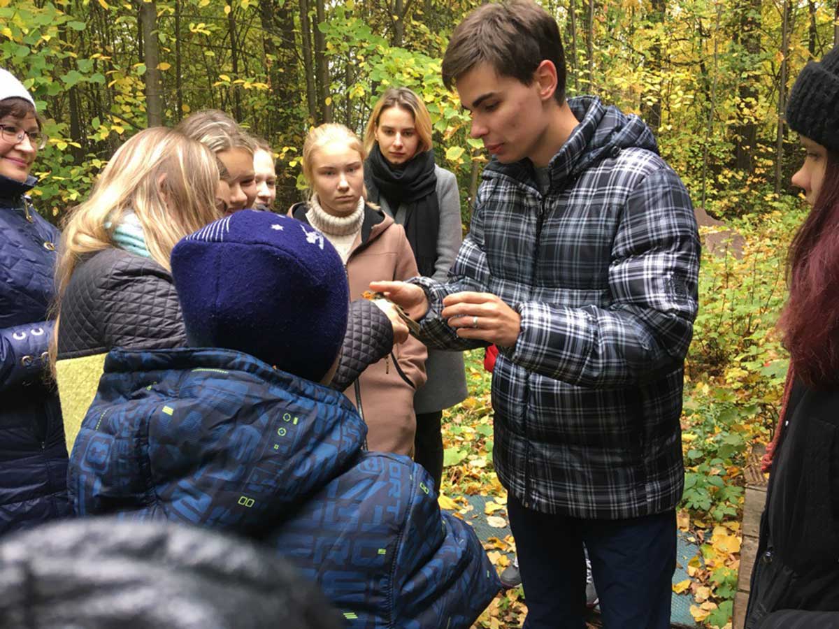 С 20 по 30 сентября на территории агробиостанции Мининского университета прошла первая студенческая Научная орнитологическая смена. 