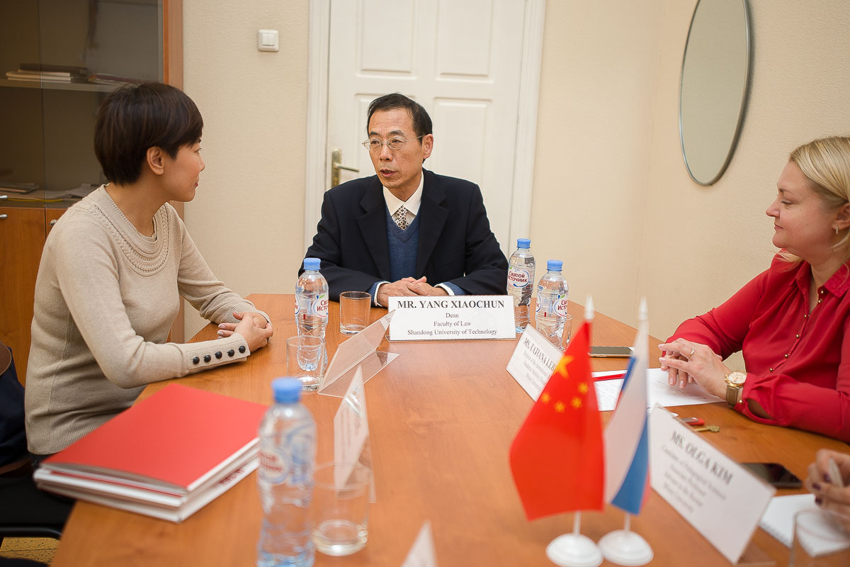 В Мининский университет приедут изучать право студенты из Китая