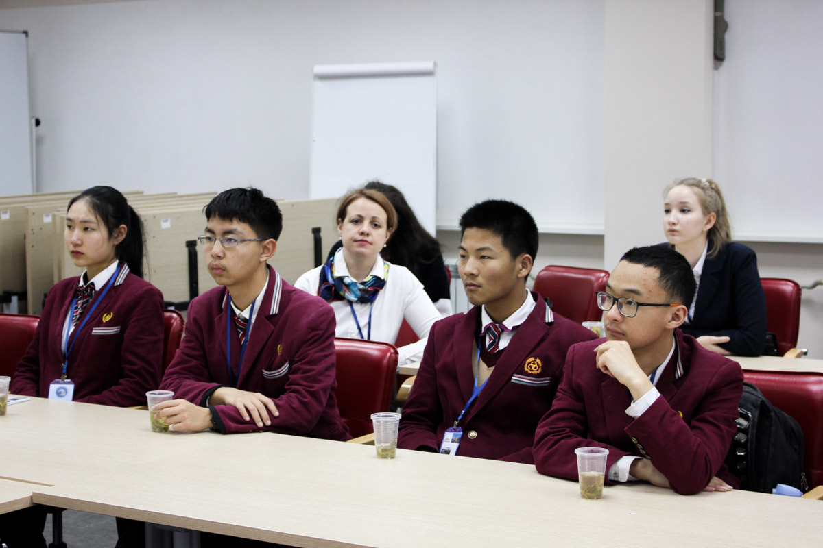 Школьники из Китая посетили 