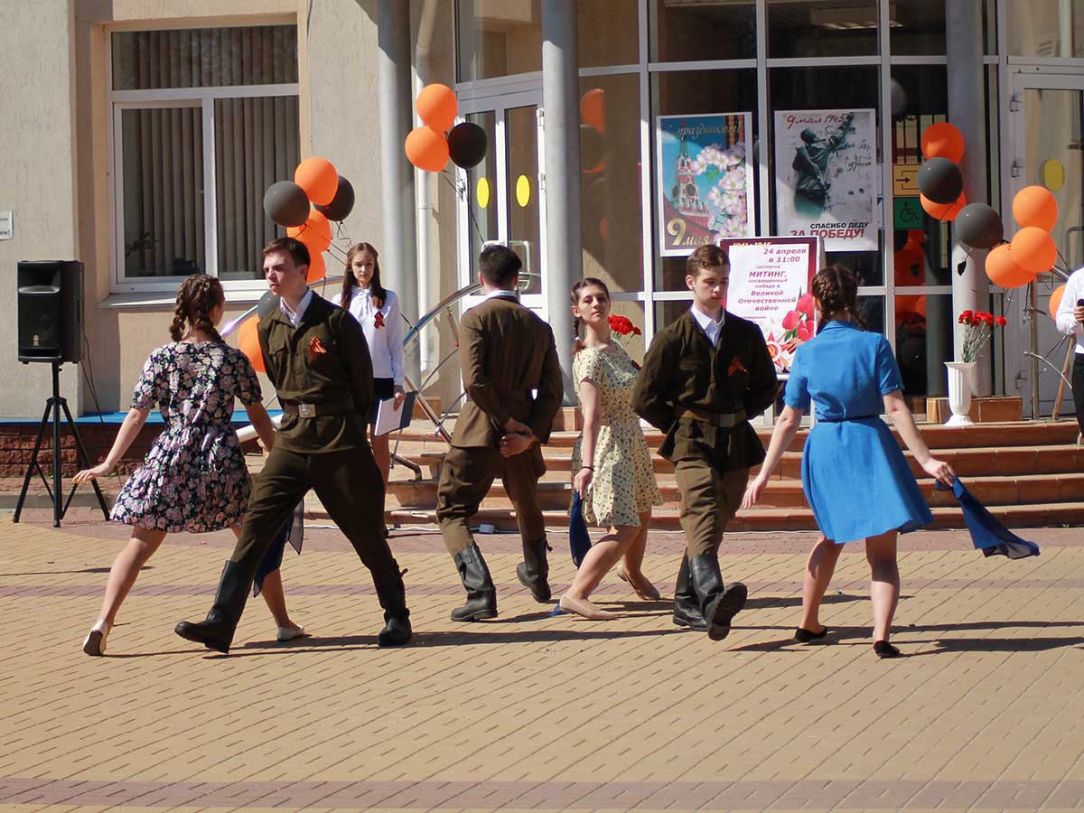 Митинг, посвященный Дню Победы в Великой Отечественной войне, прошел на факультете управления и социально-технических сервисов