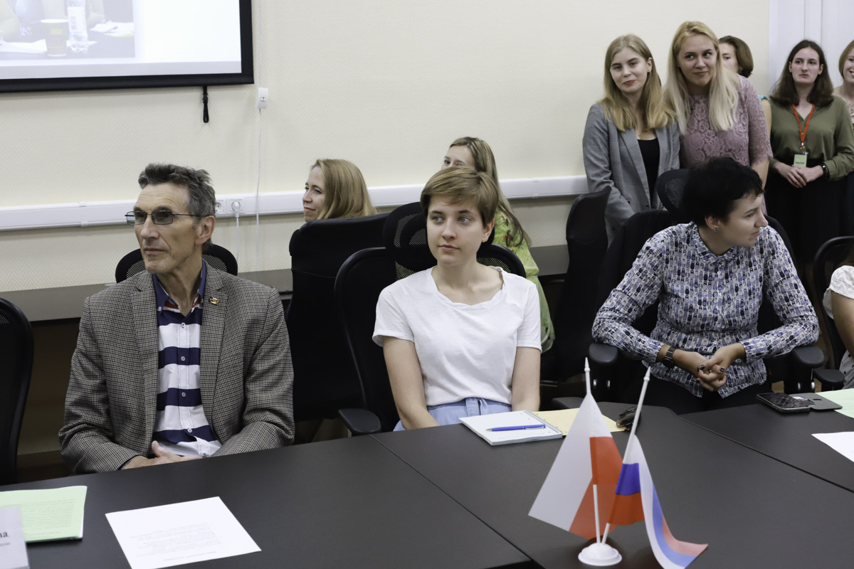Мининский университет успешно реализует программу для иностранных студентов «Современная система образования в Российской Федерации»