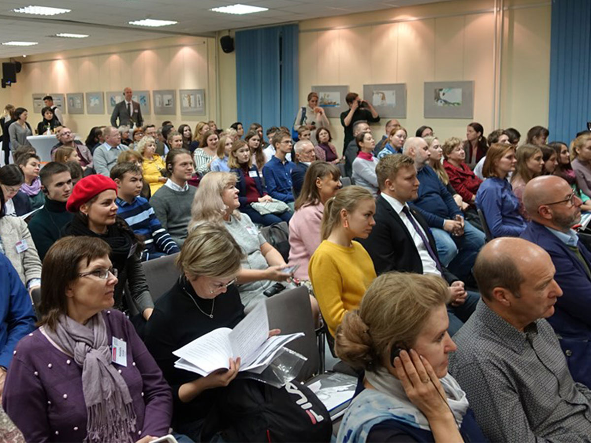 Преподаватель Мининского университета приняли участие в конференции для выпускников германских программ «Между соблазнами возможности и предостережениями ответственности»