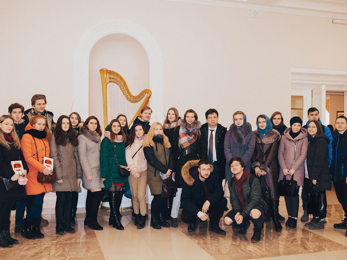 Cтуденты и преподаватели Мининского университета посетили открытую лекцию известного российского писателя Александра Звягинцева  «Чтобы помнили. Уроки Нюрнберга»