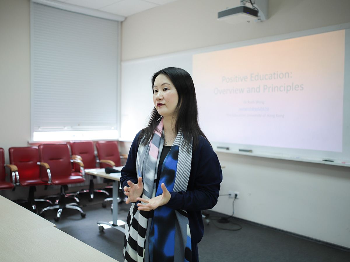 В Мининском университете успешно завершается первый год работы совместной с Университетом образования Гонконга программы магистратуры «Международное образование»