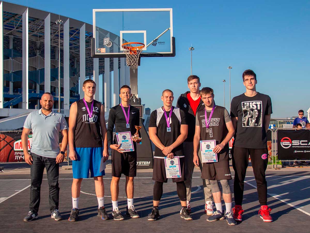 Спортивные достижения студентов Мининского университета: несколько побед в баскетболе и мини-футболе