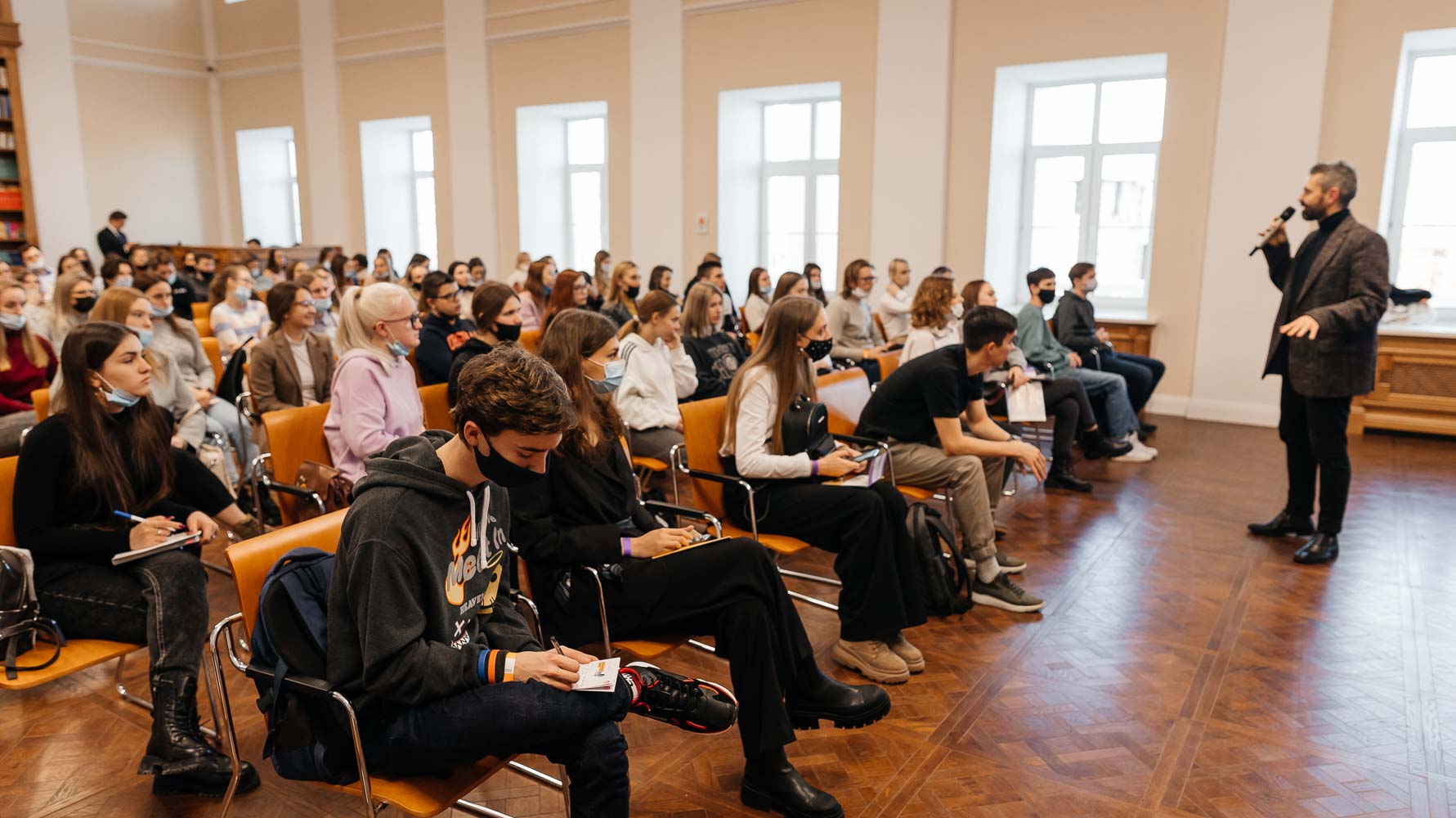 В Мининском университете на молодежном форуме “Znanie Career Village” встретились студенты и крупнейшие работодатели