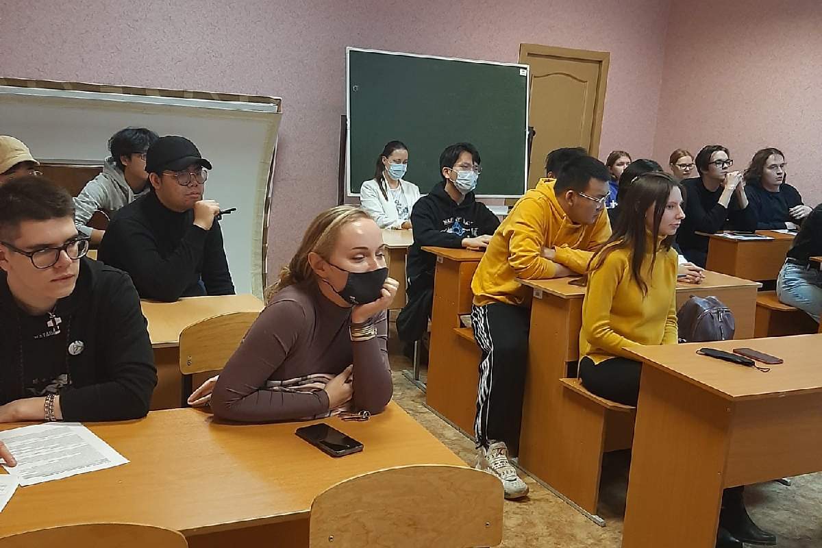 В Мининском прошла встреча «Сходство и различие традиционной музыки между странами Китая и России» 