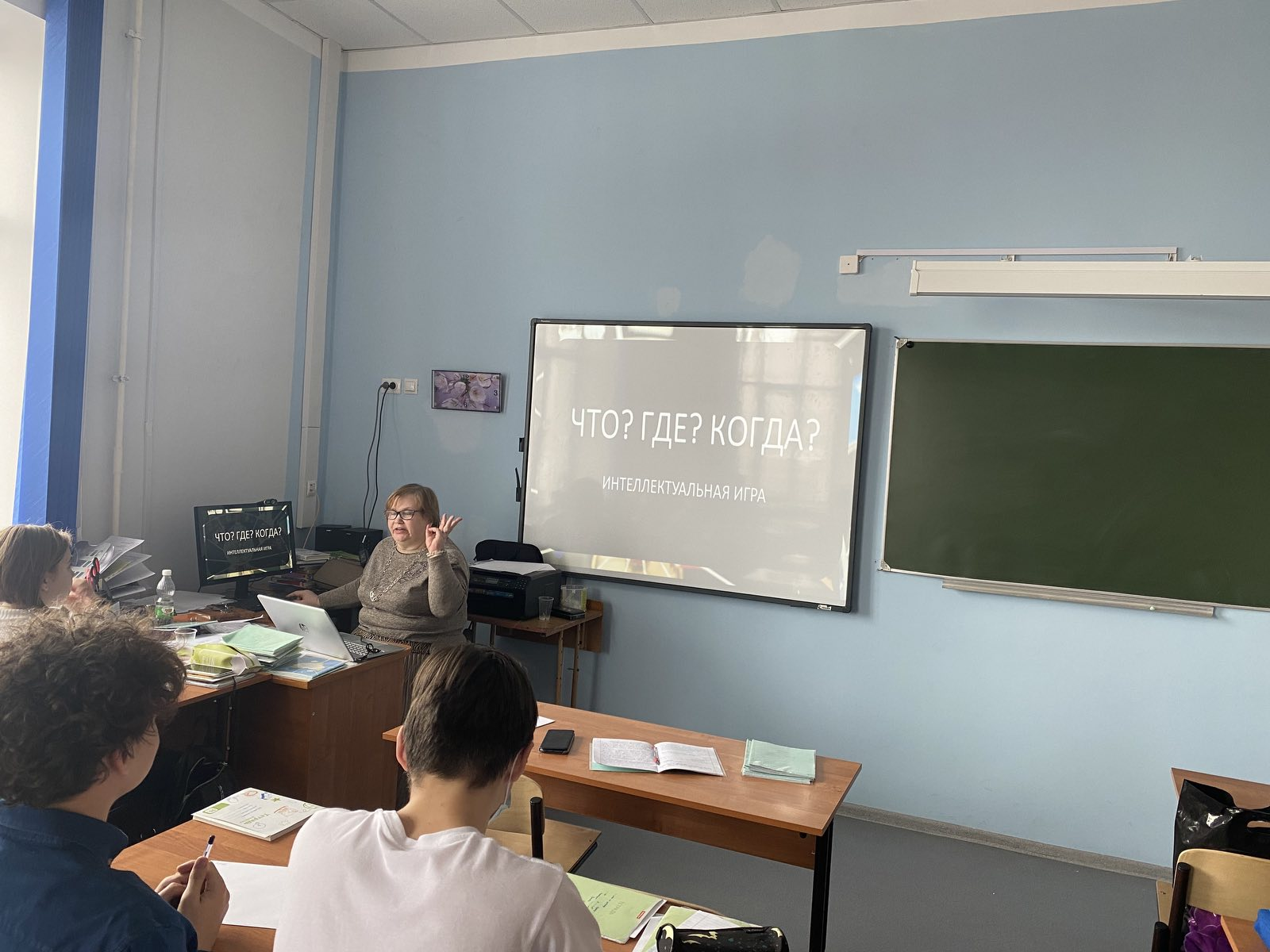 Команда Мининского провела интеллектуальную игру со старшеклассниками гимназии  