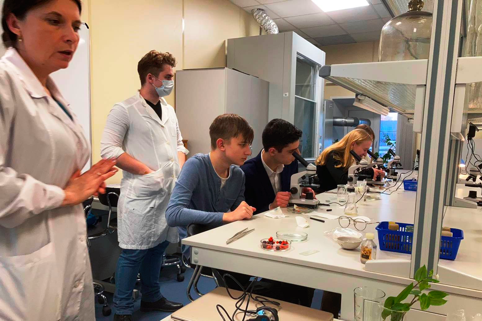 Продолжается Естественнонаучная школа в рамках проекта Академическая среда в Мининском университете