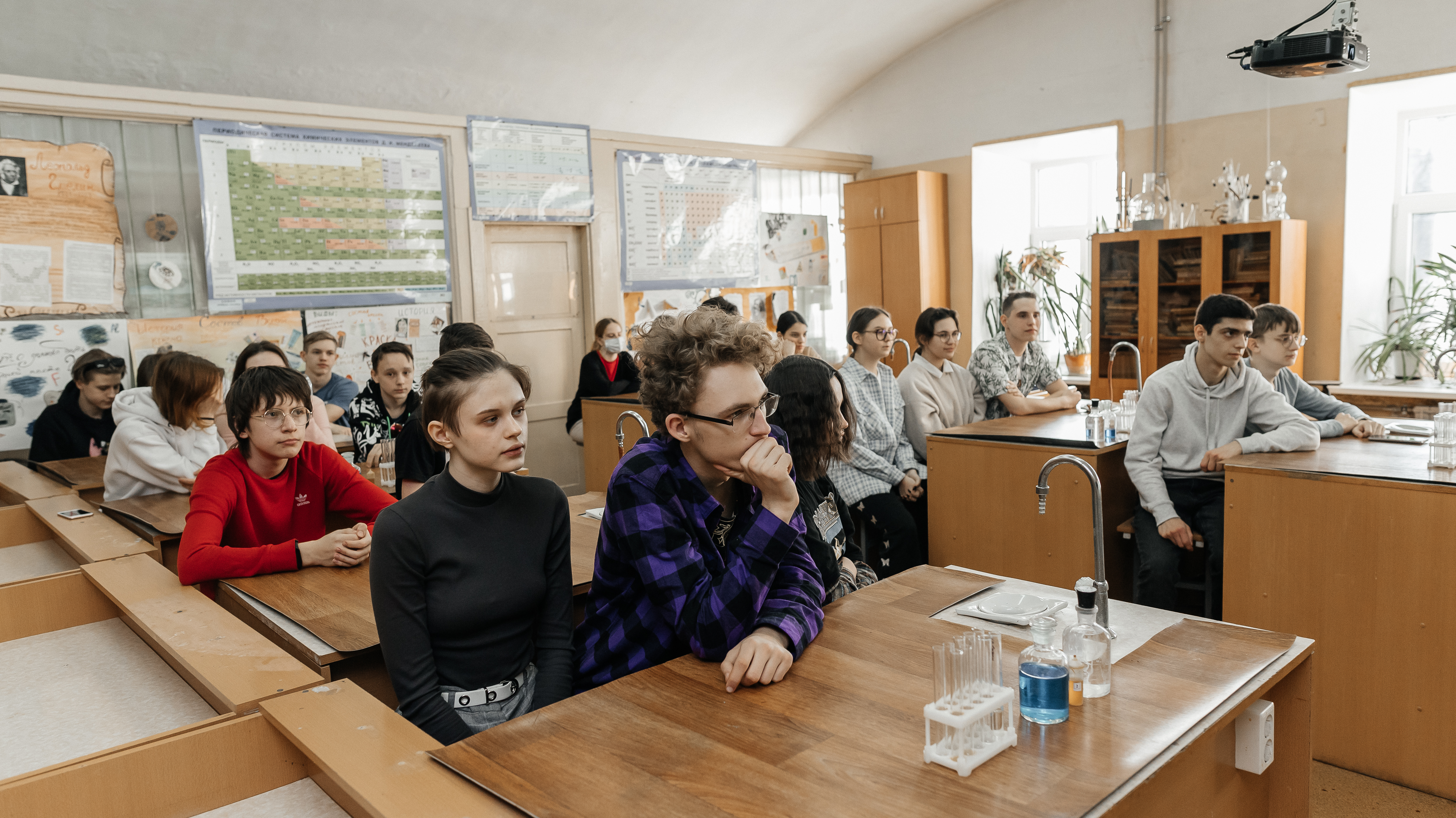 Продолжается Естественнонаучная школа в рамках проекта Академическая среда в Мининском