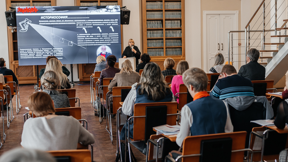 В Мининском университете прошла установочная сессия сетевого проекта подготовки наставников по развитию