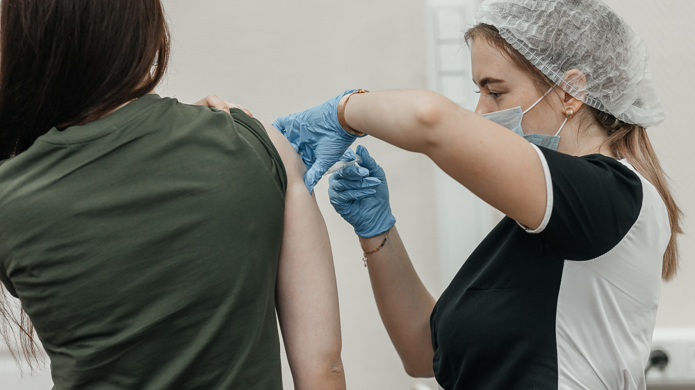 Уровень коллективного иммунитета к COVID-19 в Нижегородской области снизился до 45,6% 
