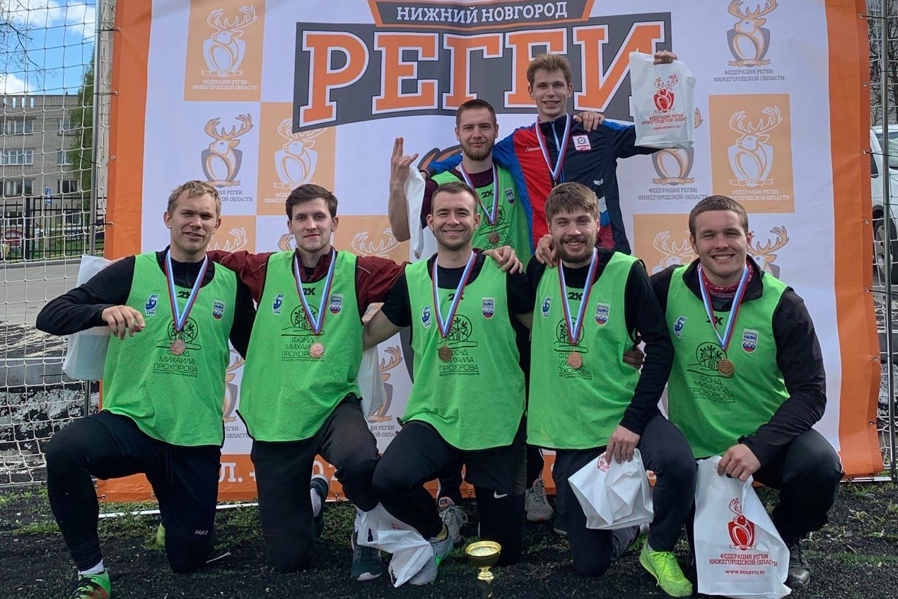Юношеская сборная команда Мининского стала призером соревнований по тэг-регби