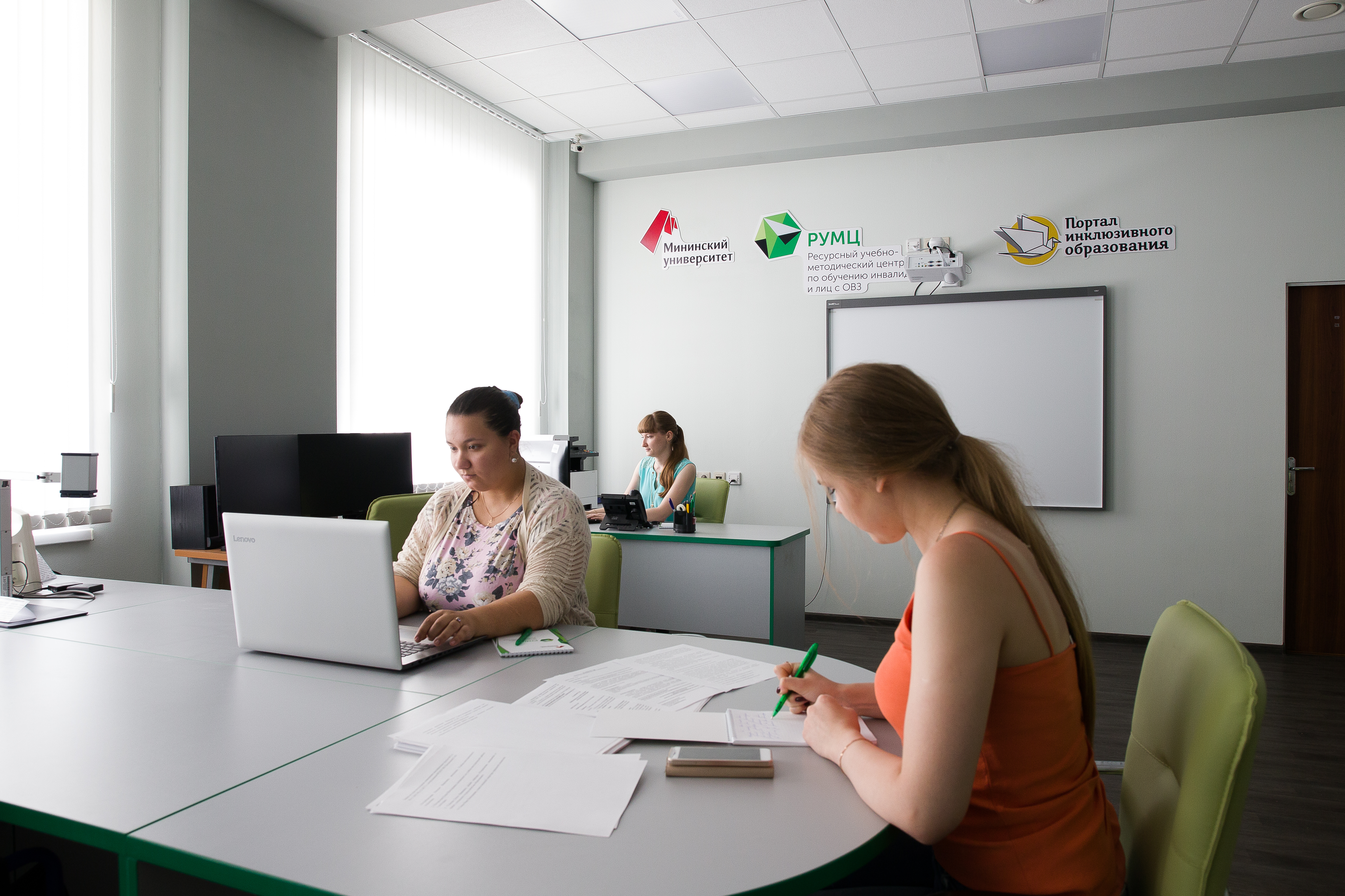 Международный день благотворительности Мининский университет отметит серией мастер-классов для детей из школ-интернатов