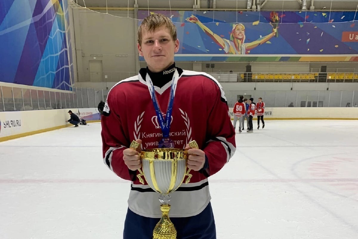 Спортсмены Мининского стали двукратными чемпионами турнира студенческих непрофессиональных хоккейных команд на кубок ПФО