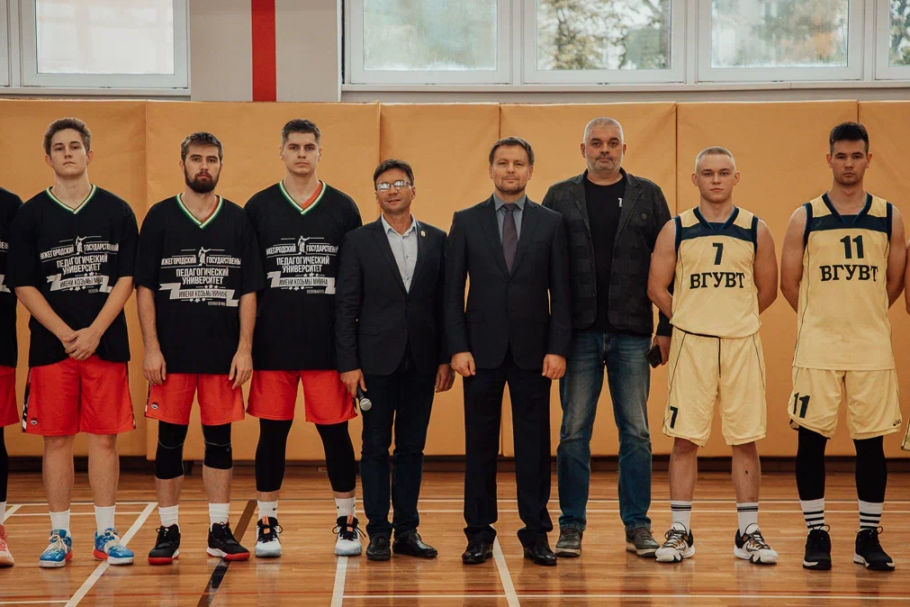 Студенты Мининского выиграли межвузовские соревнования по баскетболу