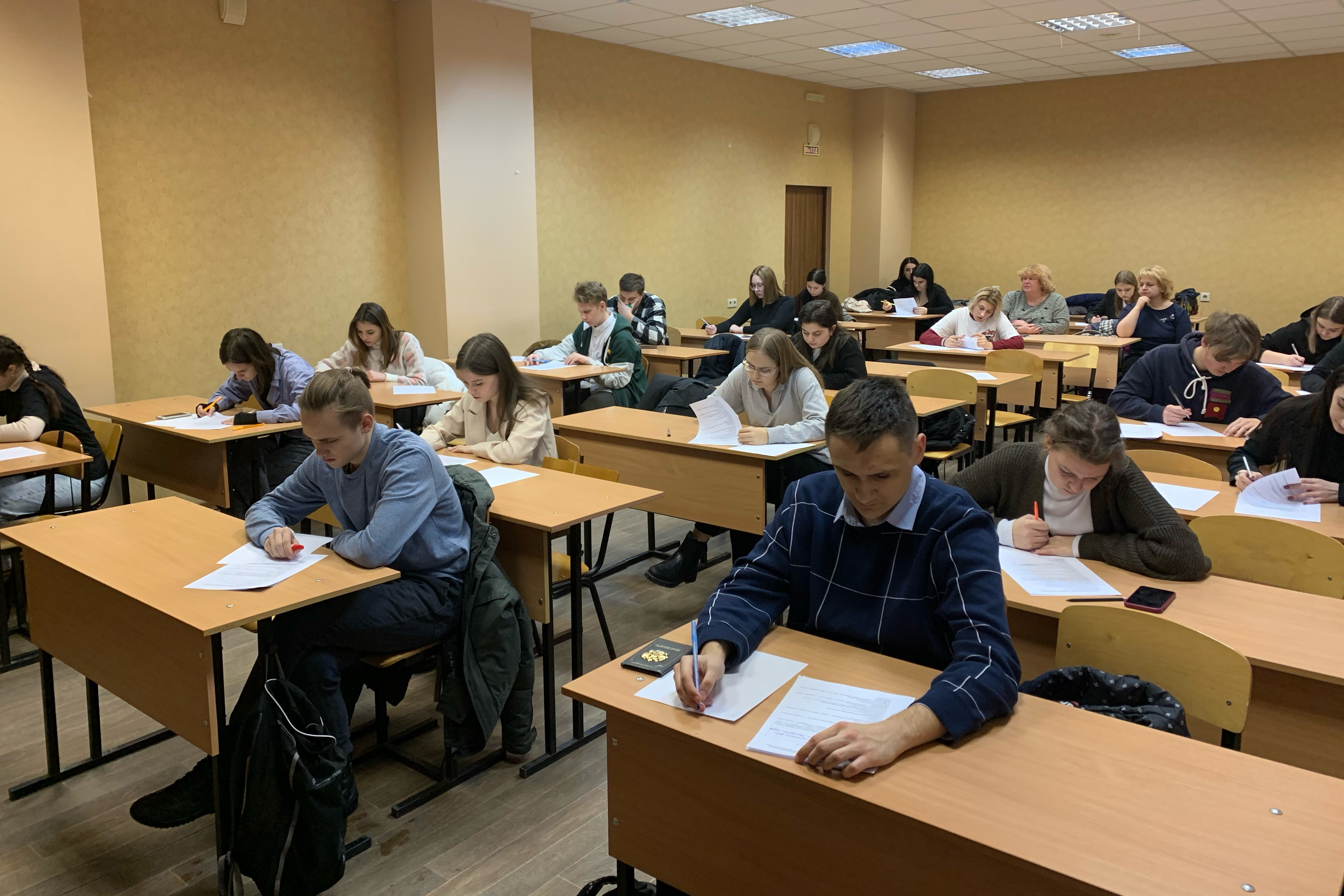 Городскую олимпиаду по экономике для школьников и студентов СПО провел Мининский университет