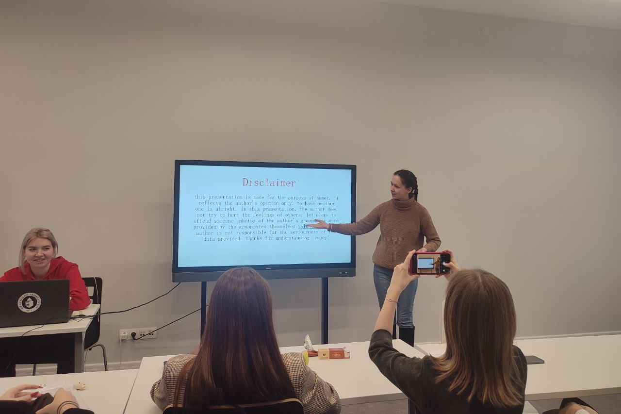 В Мининском университете прошла презентация проектов на английском языке «English PowerPoint Presentation Party»