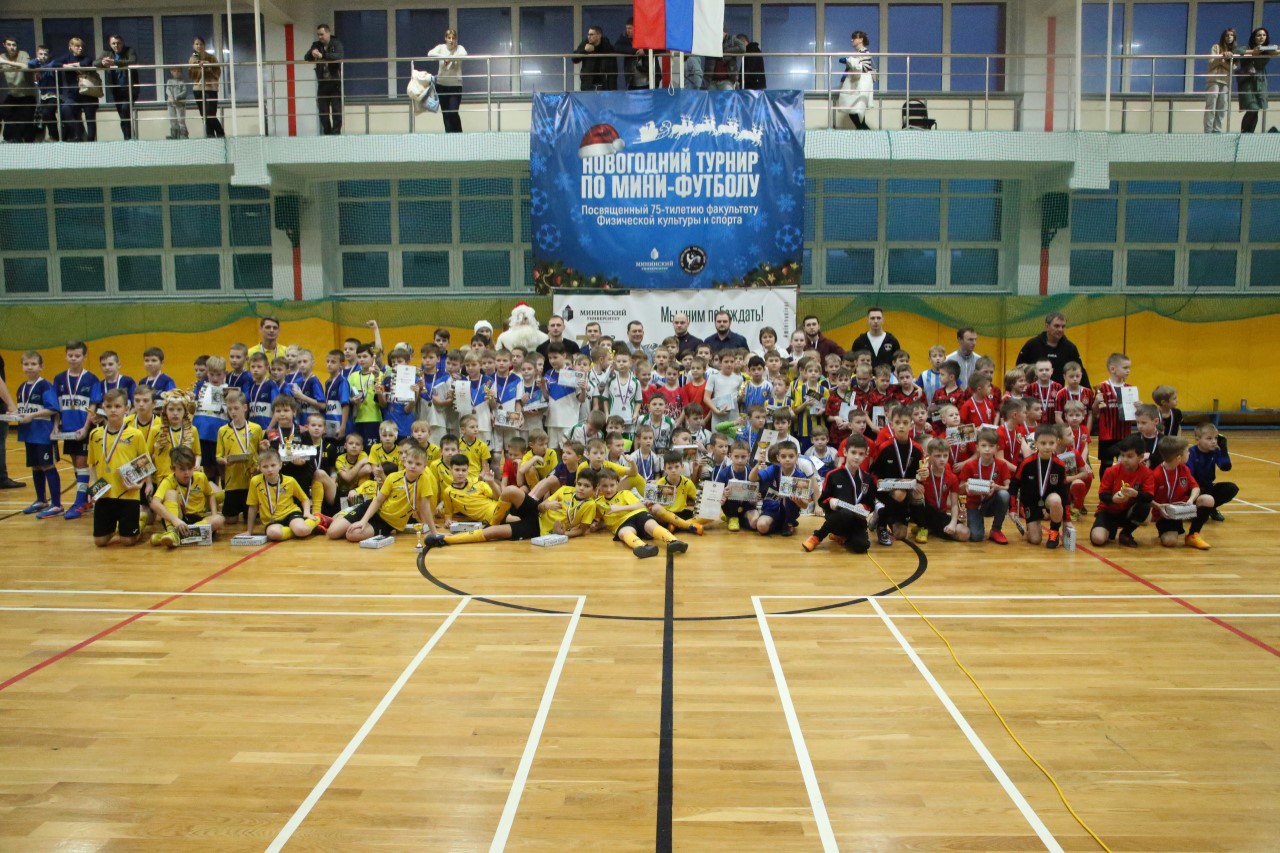 Более 600 школьников приняли участие в турнире Мининского университета по мини-футболу 