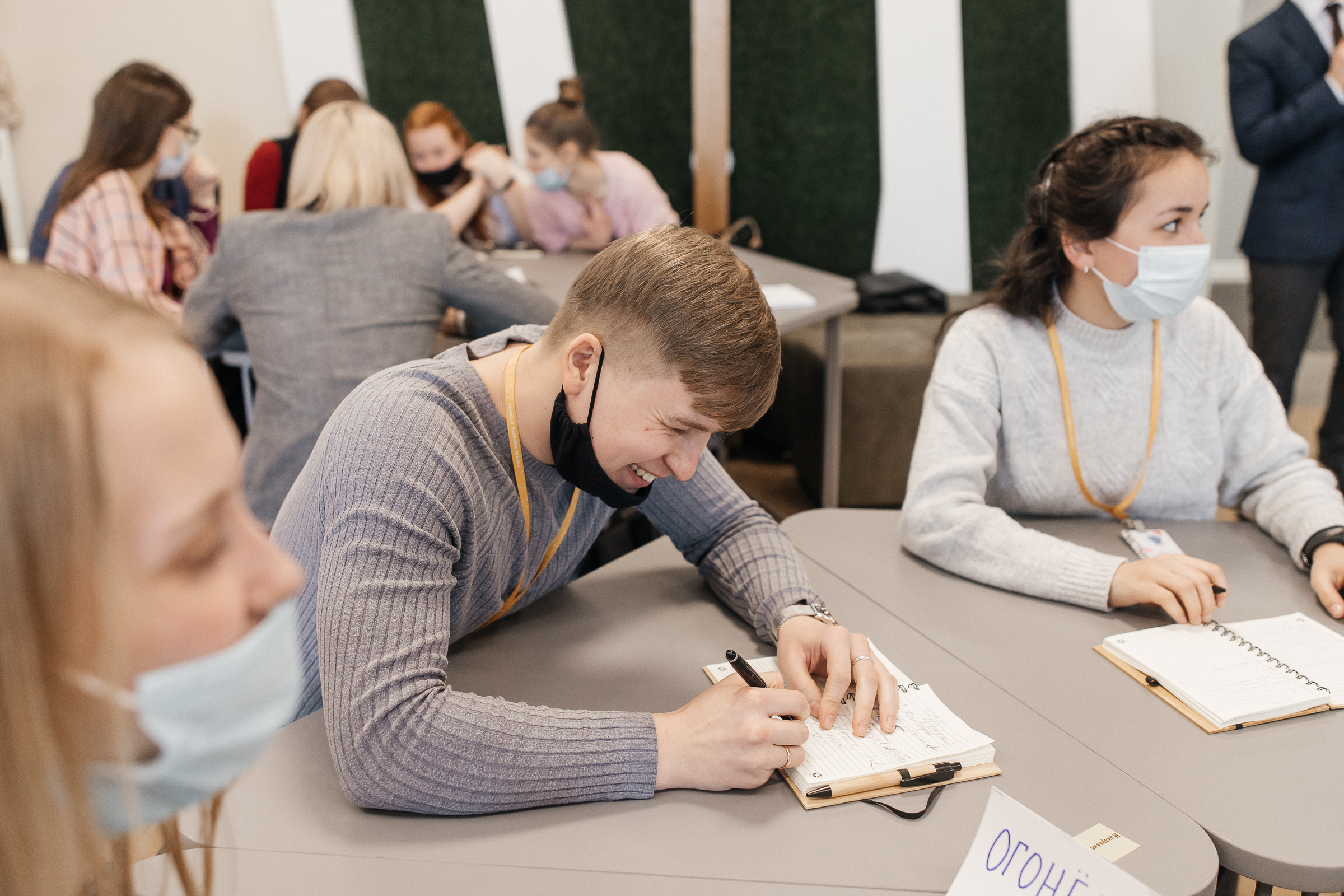 Олимпиаду по литературе для школьников проводит Мининский университет