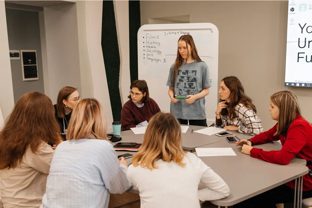 Языковая школа Мининского университета объявляет набор обучающихся
