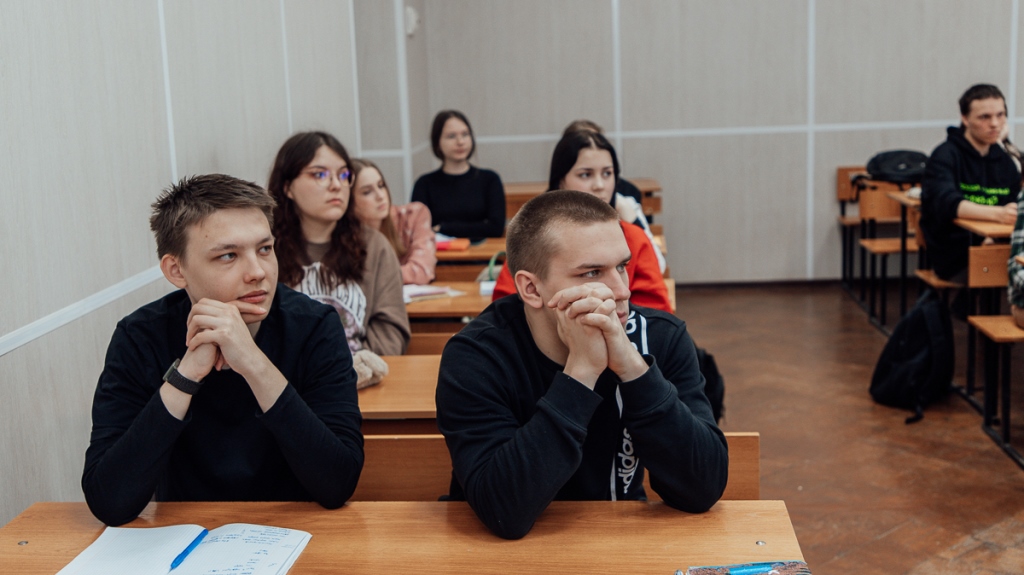 Историю Крыма рассказали студентам Мининского университета в рамках “Разговоров о важном” 