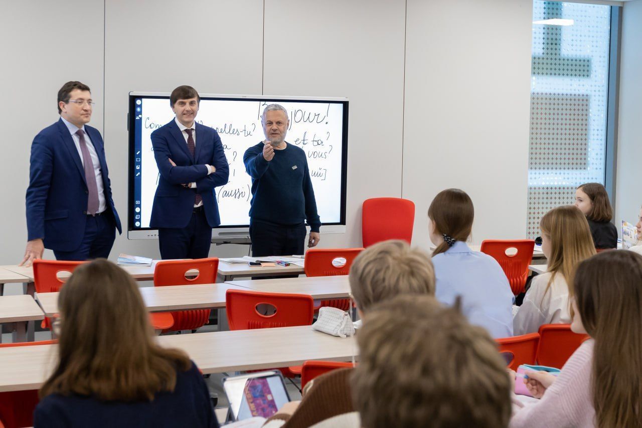 Сергей Кравцов и Глеб Никитин посетили технопарк универсальных педагогических компетенций в Мининском университете 