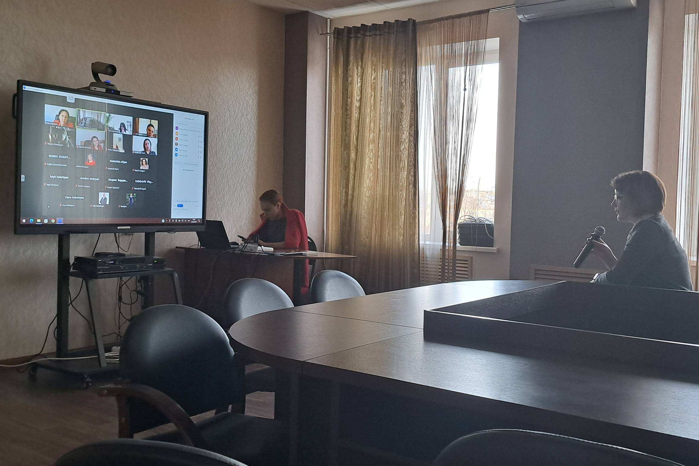 В Мининском стартовала программа повышения квалификации для преподавателей Ереванского экономического государственного университета