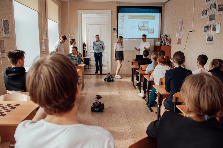 Амбассадоры Мининского рассказали о преимуществах педагогического вуза школьникам