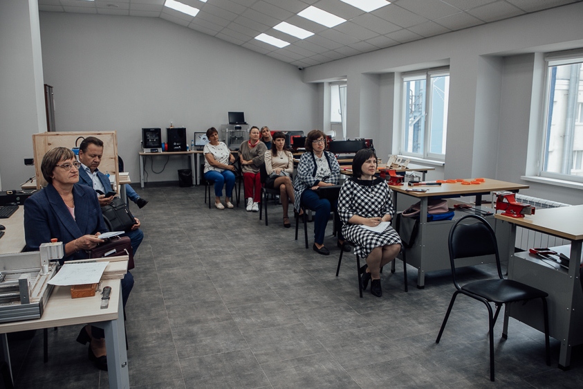 Институт непрерывного образования Мининского университета провел cерию мастер-классов по повышению качества образования