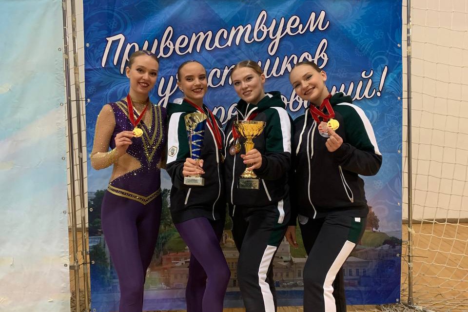 Награды на всероссийских соревнованиях по чир спорту получили спортсмены Мининского