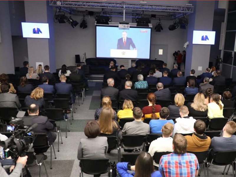 Сотрудники Мининского университета приняли участие в экспертном обсуждении Послания Президента Российской Федерации Федеральному собранию