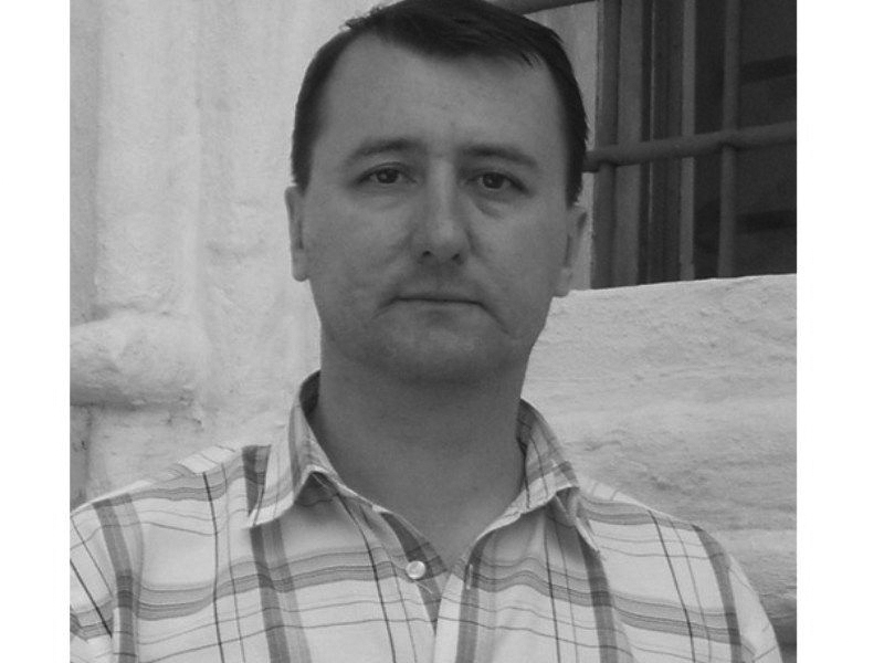 Профессор кафедры Истории России и вспомогательных исторических дисциплин Владимир Сапон скончался на 52 году жизни