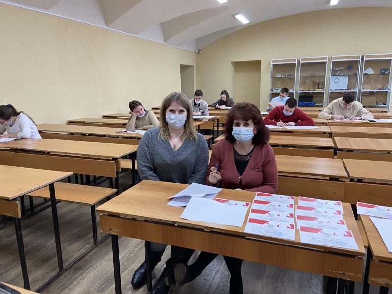 В Мининском университете прошла ежегодная вузовская школьная олимпиада по химии
