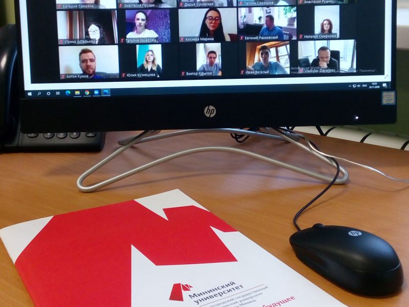 В ноябре преподаватели и аспиранты факультета гуманитарных наук приняли онлайн-участие в представительных международных научных форумах
